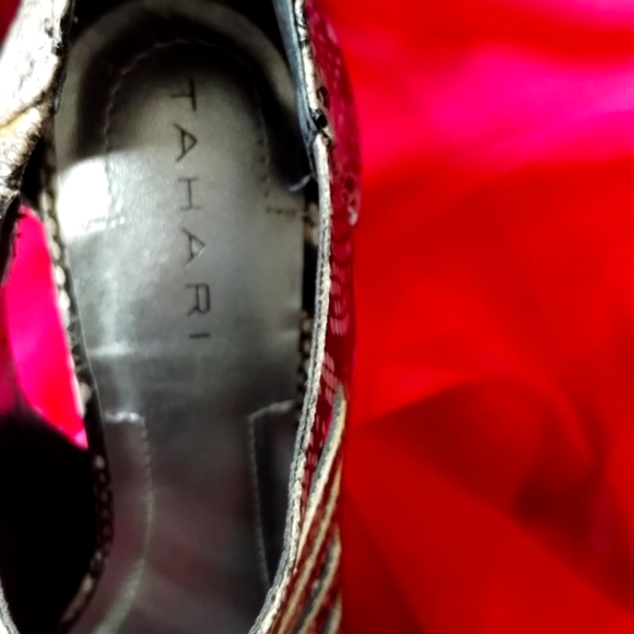 Tahari snakeskin open toe heel - Picture 6 of 6